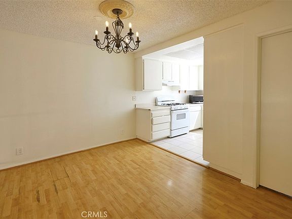 5th image of 27623 Nugget Dr APT 4