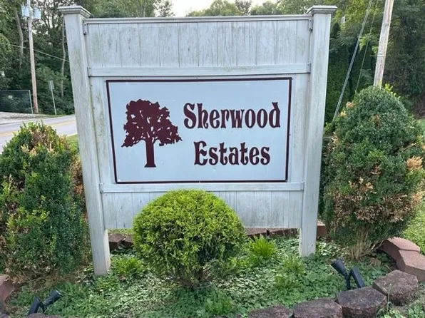 60 Redwood Cir, Ona, WV 25545