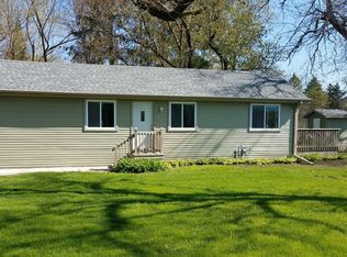 405 Orchard St, Burlington, WI 53105