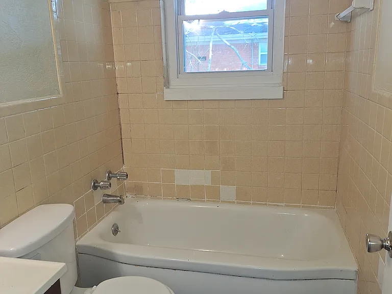 4302 Naomi Dr #3 — Photo 7