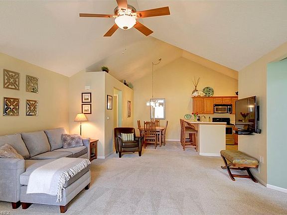 5th image of 2680D Canterbury Cir