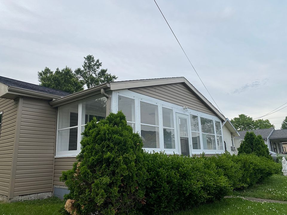 1st image of 1917 Hughes Ave