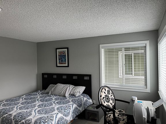 4th image of 22217 6th Ave S APT 307