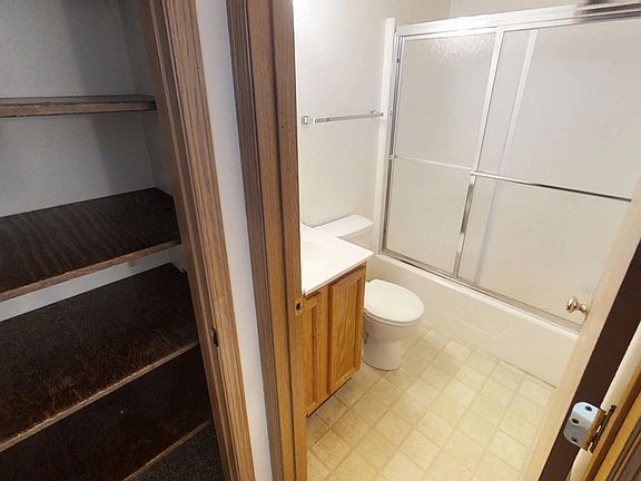 4th image of 4915 Todd Dr Unit 2