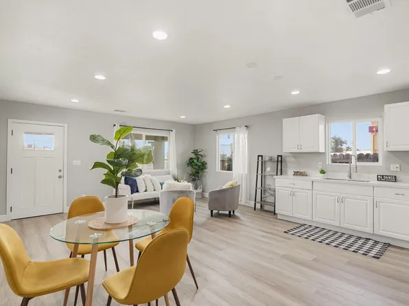 1770 East Ave, Stockton, CA 95205