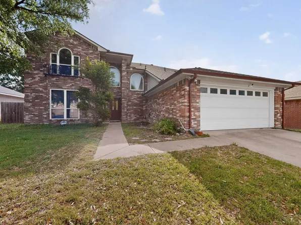 812 Windswept Dr, Cedar Hill, TX 75104