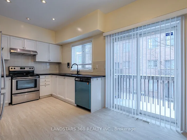 9133 Bayview Ave #69 — Photo 12