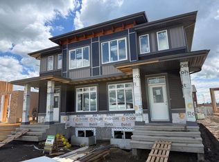 704 N Sora Blvd SE, Calgary, AB T3S0L7