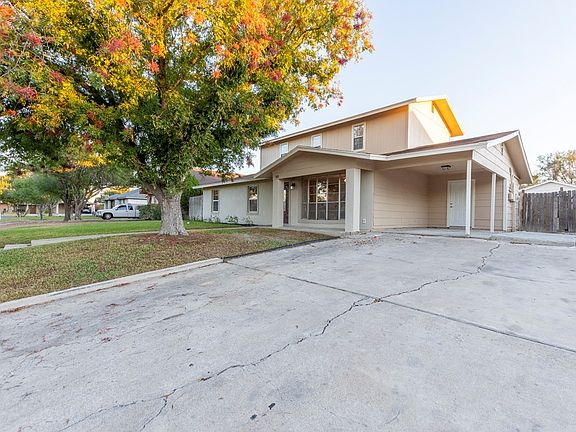4th image of 2338 Royal Park Dr