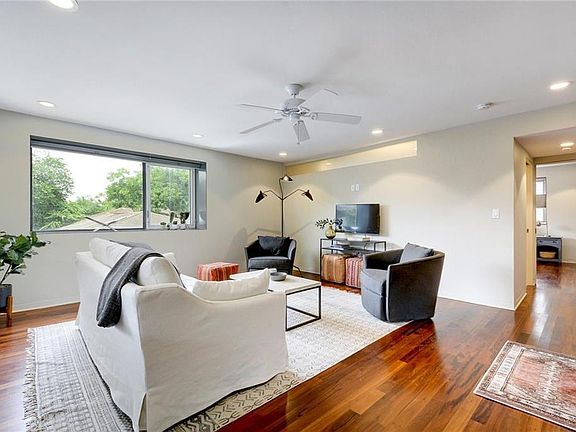 3rd image of 904 West Ave APT 213