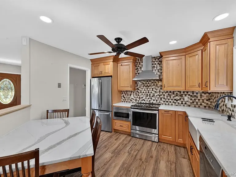 175 Barnes Rd — Photo 8