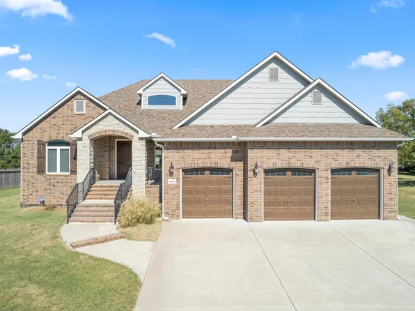 1819 W Edgewood Dr, Wellington, KS 67152