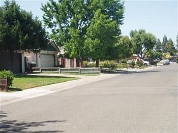 4th image of 5008 Dingman Cir