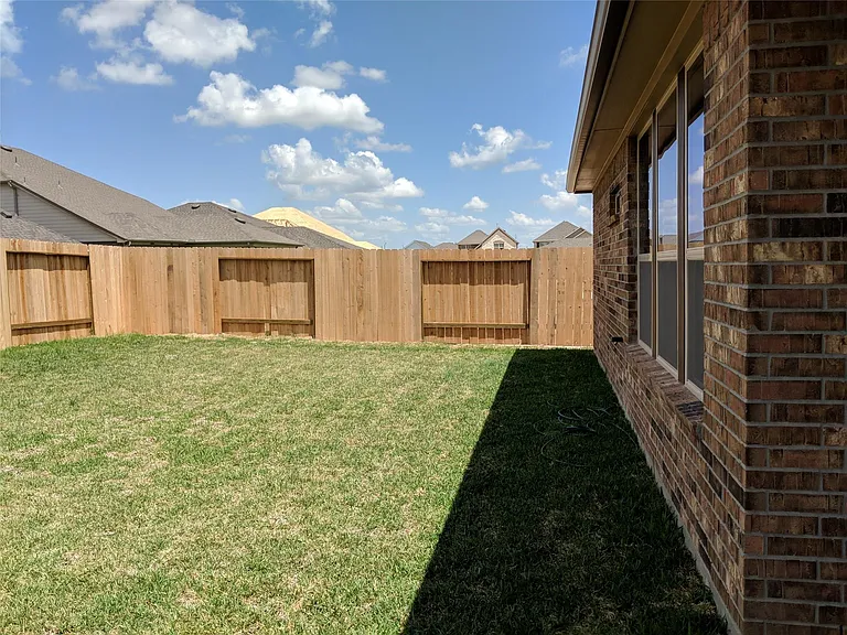 5211 Ivory Glass Dr — Photo 20