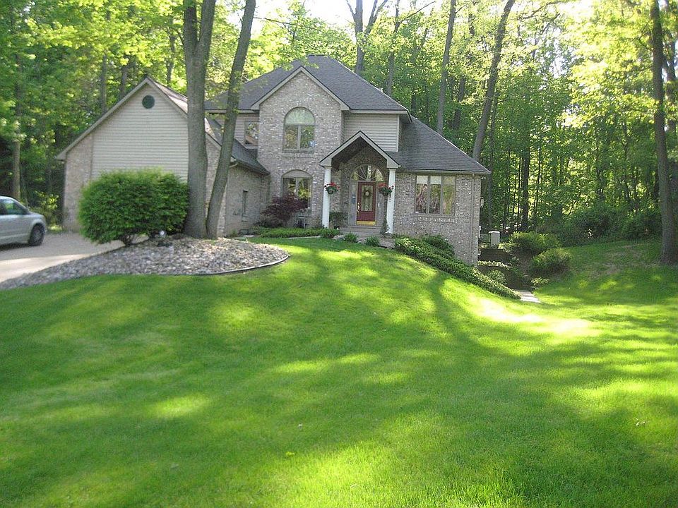 2nd image of 2489 Ramblewood Dr