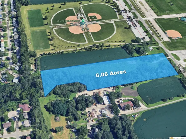 7610 S 66th St, La Vista, NE 68128