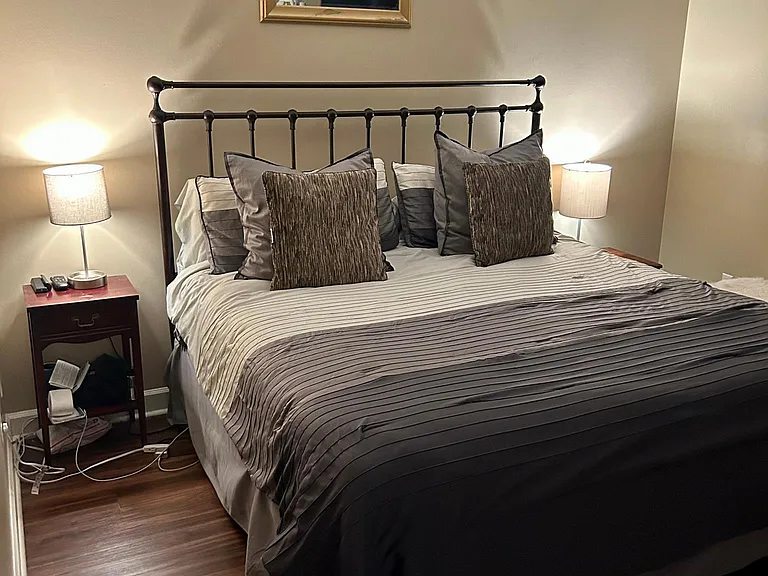 master bedroom with en-suite