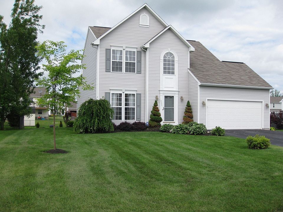 Loads of Curb Appeal
