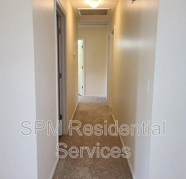 9499 Huckabee Dr NE — Photo 5