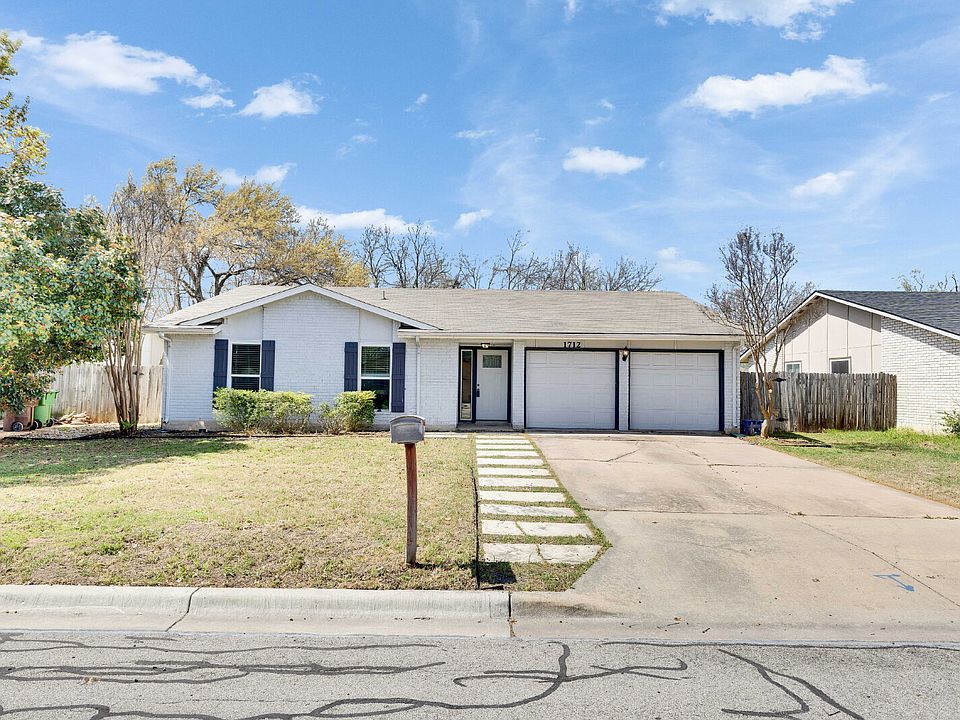 1st image of 1712 W Mesa Park Dr