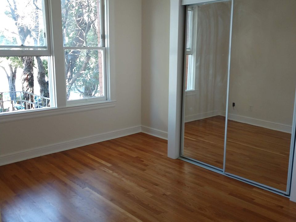 2nd image of 1246 Bush St