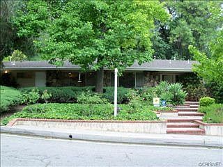 1st image of 4911 Winnetka Ave