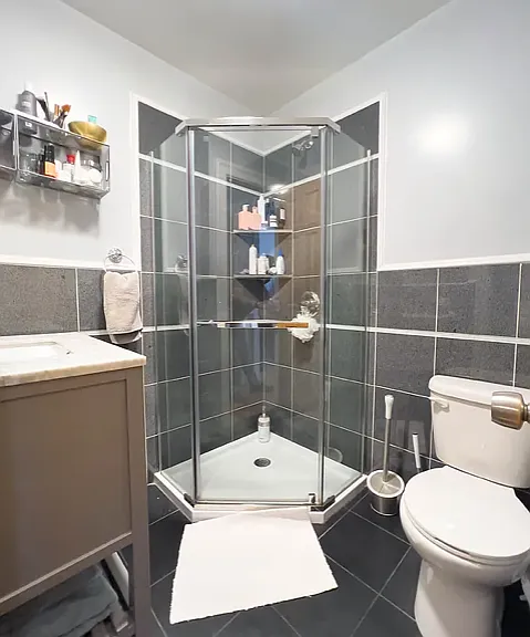 128 Thompson St #9 — Photo 7