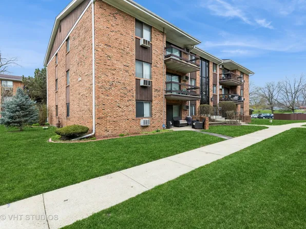 936 Olive Rd #A1, Homewood, IL 60430