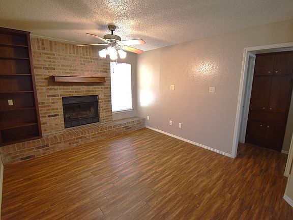 3rd image of 1802 Rawhide Loop