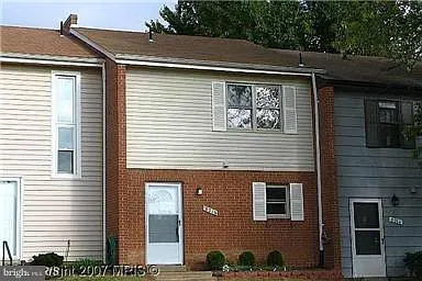 8216 Wycliffe Ct