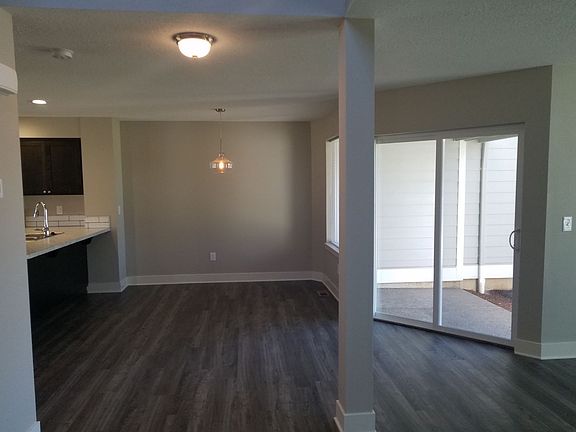 3rd image of 795 Rabbit Run St #795