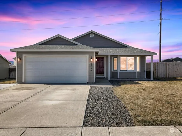 4304 John Deere Ln, Pasco, WA 99301