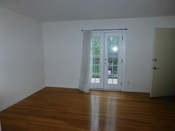 4th image of 4508 Holly St APT 3N
