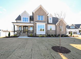 81 Maeview Ln, Raleigh, NC 27603