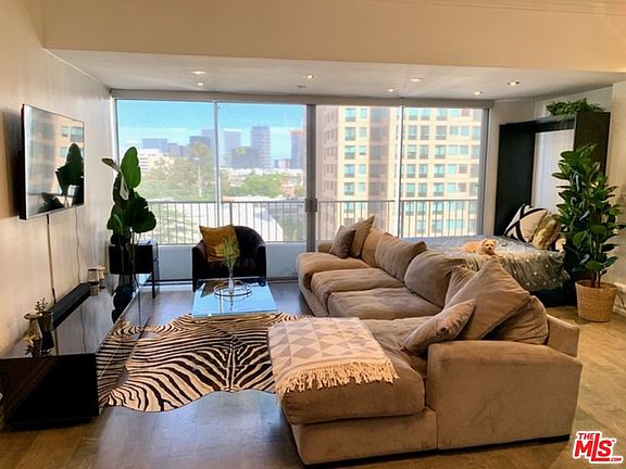 2nd image of 10501 Wilshire Blvd Unit 811