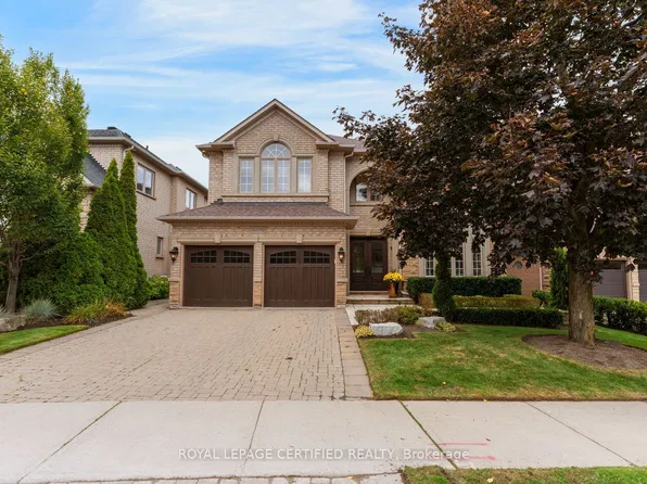 2479 Bon Echo Dr, Oakville, ON L6H 7R1