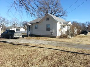 604 Harris St, Frontenac, KS 66763