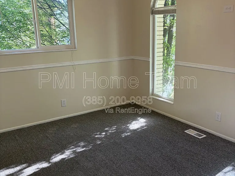 6068 S 2850 W — Photo 13