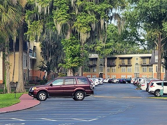 2nd image of 4023 Versailles Dr #4023F
