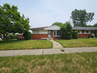20246 Fenton St, Detroit, MI, 48219