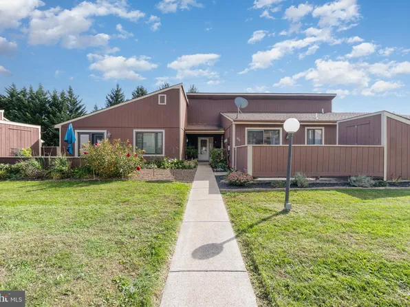 848 Melissa Ct, Enola, PA 17025