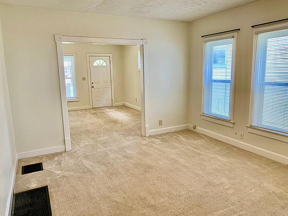 5th image of 667 Frebis Ave #667