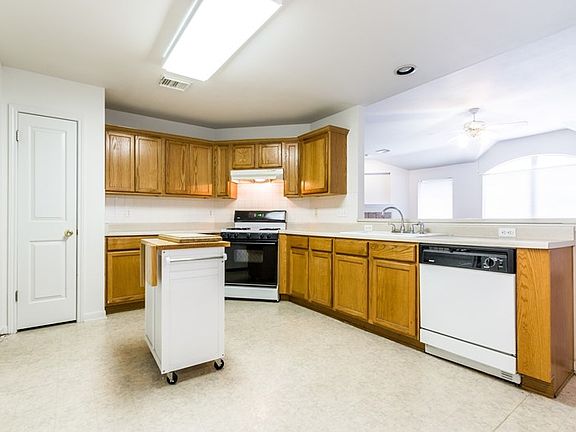 5th image of 12517 Zeller Ln