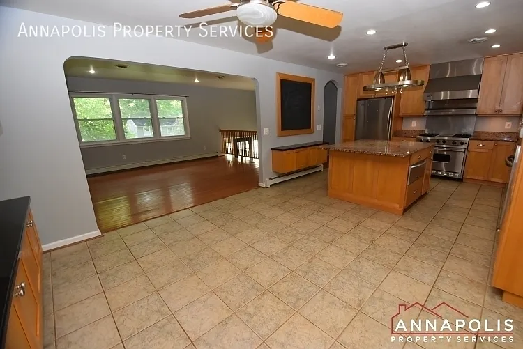 127 Riverview Ave — Photo 5