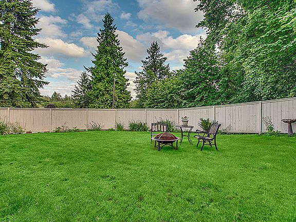 3rd image of 2630 148th St SW