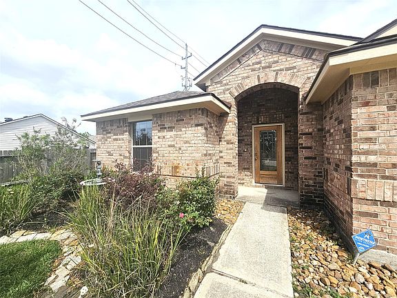 2nd image of 2911 Lincolns Meadow Dr