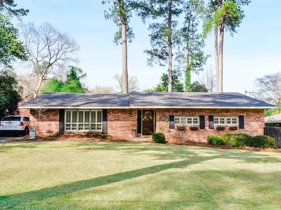 2869 Edgewood Rd