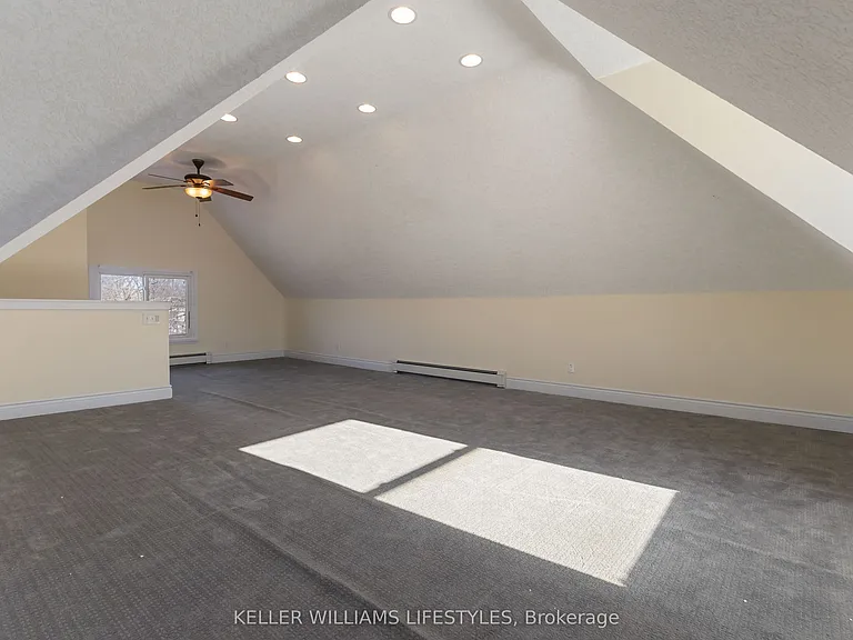 79 Beaconsfield Ave #2 — Photo 17