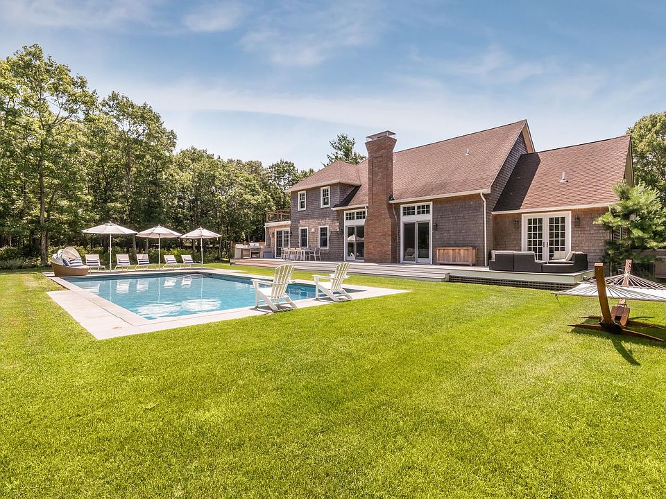 1st image of 22 Noelles Ln