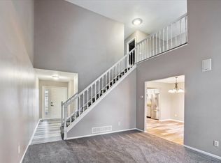 8710 Norway St NW, Coon rapids, MN 55433